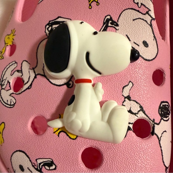 Crocs X Peanuts collab Mary Jane Clog NWT W8 M6 - Picture 11 of 13